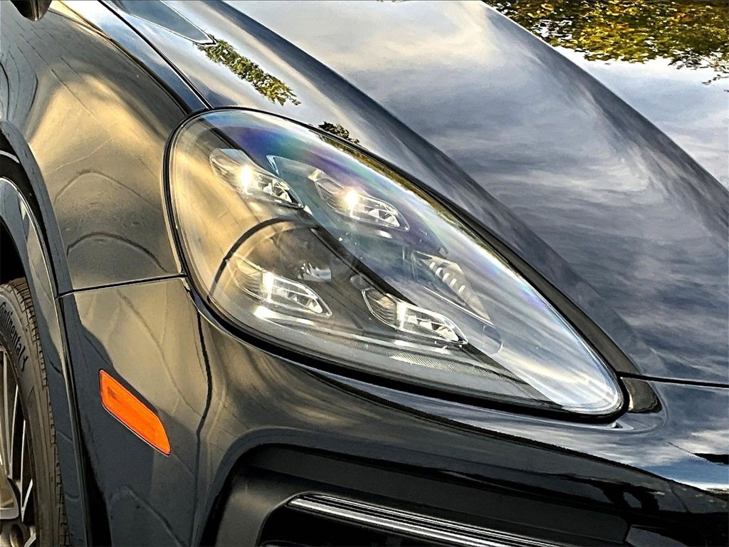 Certified 2023 Porsche Cayenne S Platinum image 30