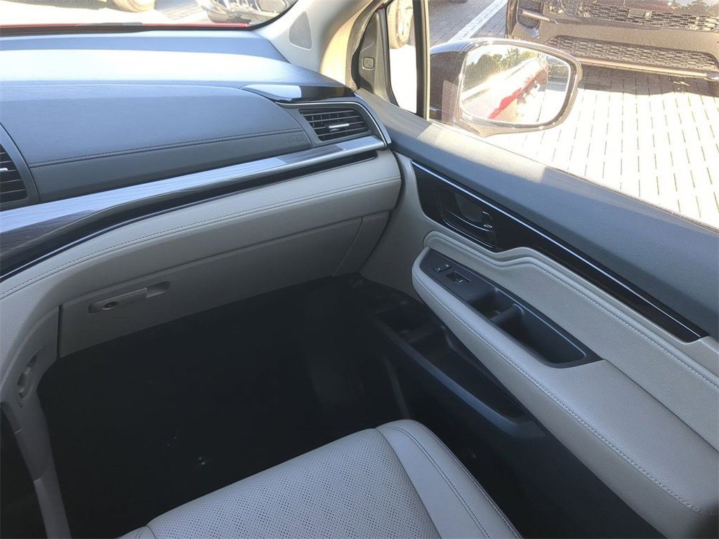 Used 2024 Honda Odyssey Elite image 18