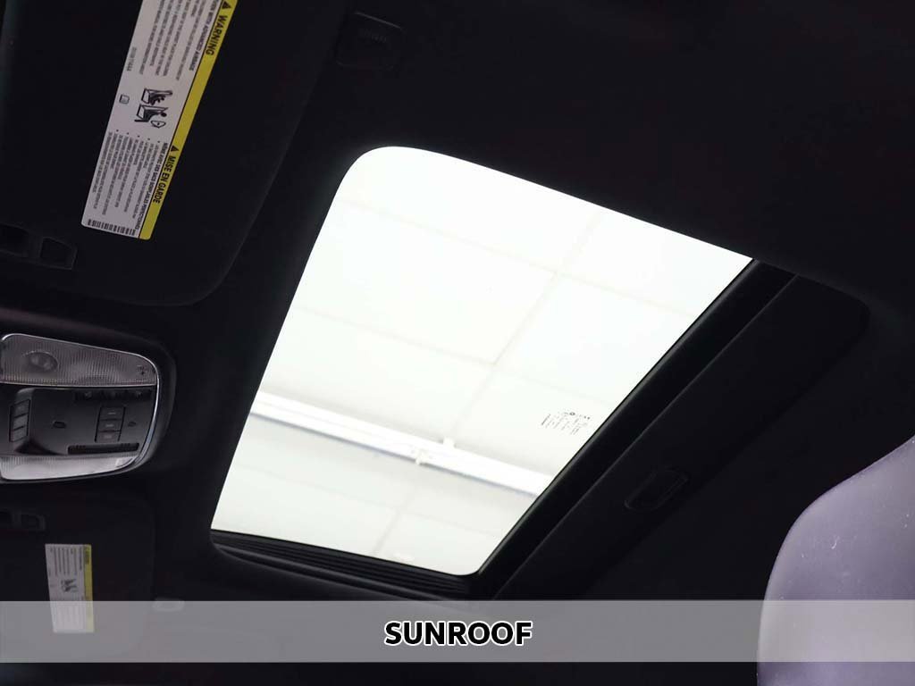 Used 2017 Jeep Grand Cherokee Limited image 4