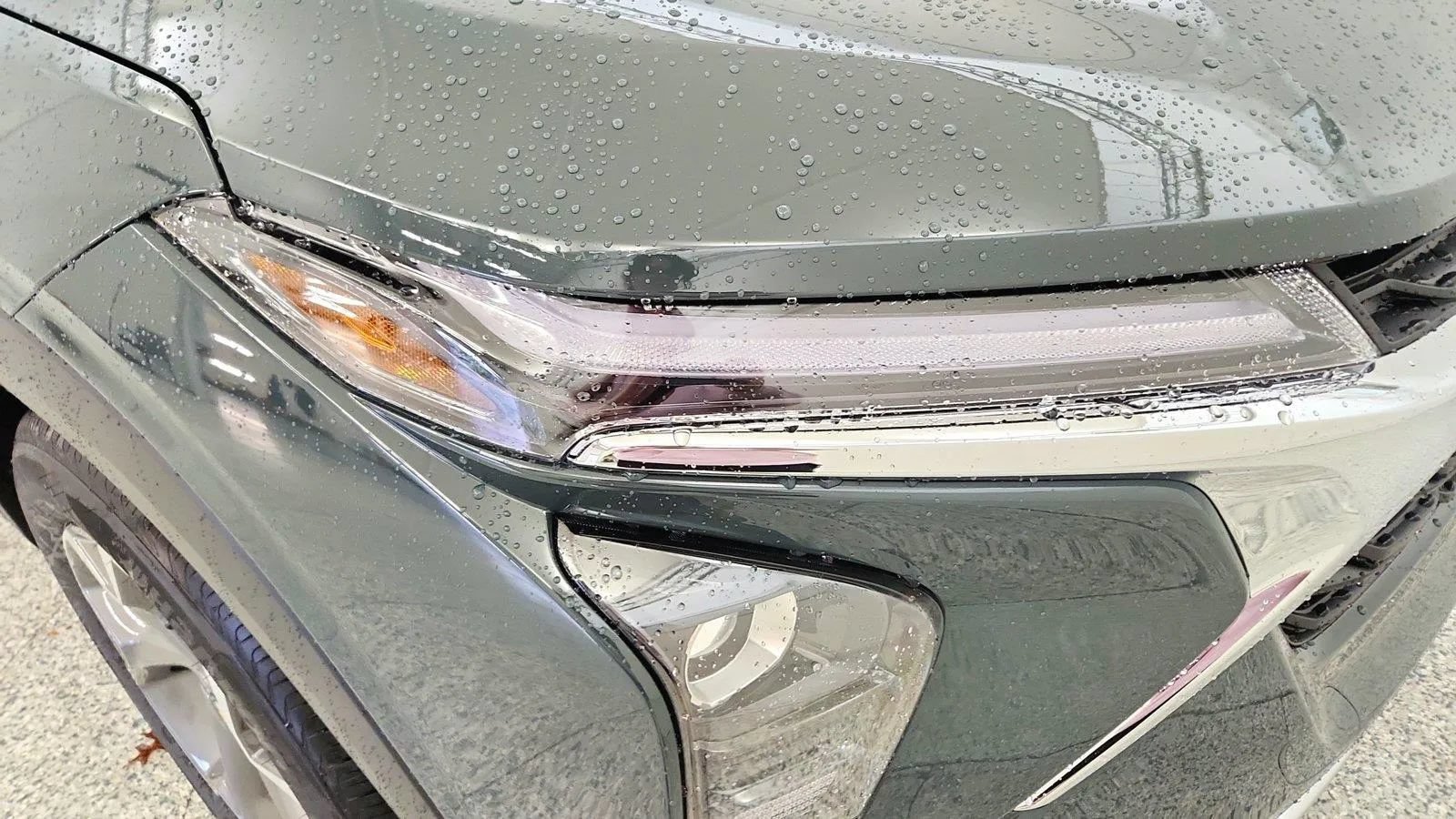 New 2026 Chevrolet Trax LT w/ Sunroof Package FWD image 32