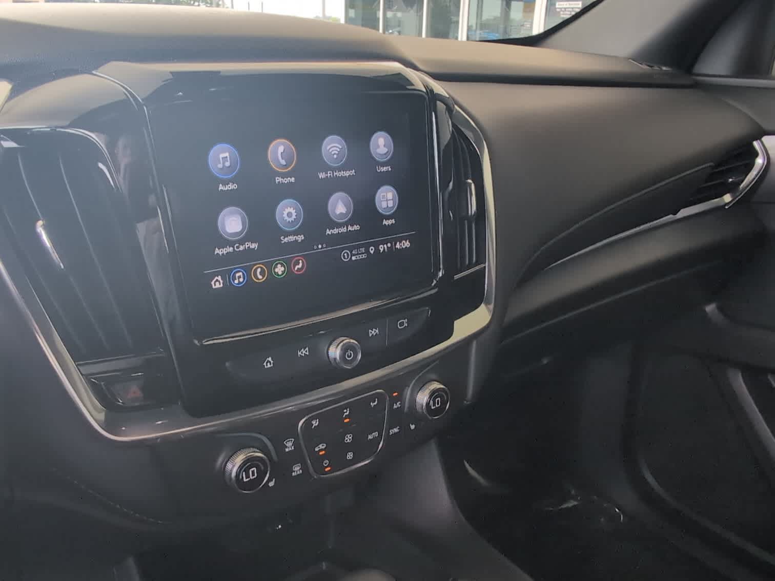 Used 2023 Chevrolet Traverse LT FWD image 26