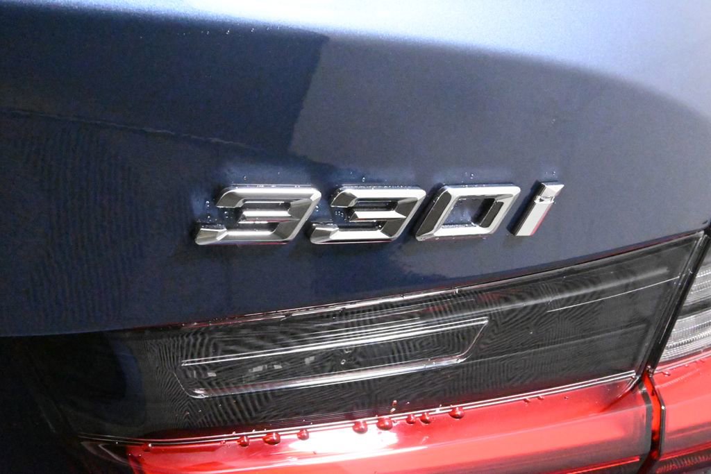 Used 2026 BMW 330i xDrive Sedan w/ Convenience Package image 39