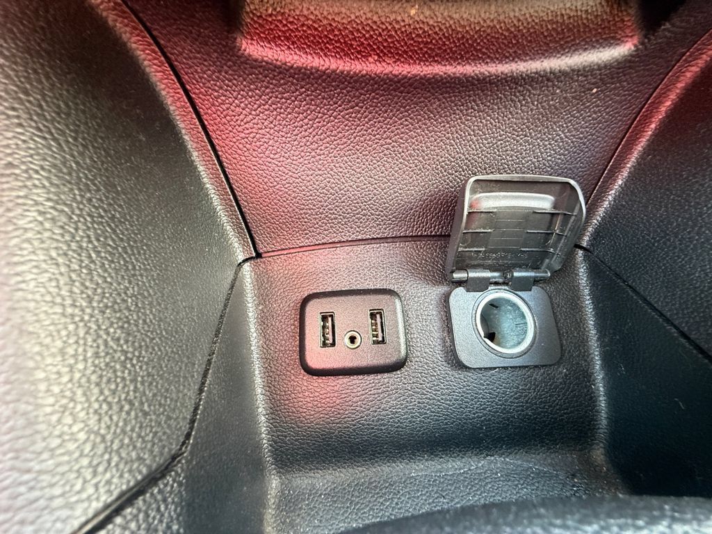 Used 2019 Chevrolet Cruze LT w/ LT True North Edition FWD image 31
