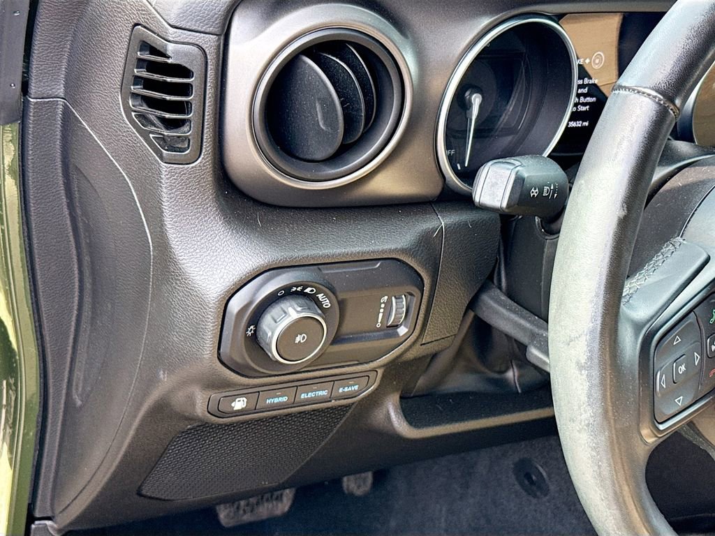 Used 2023 Jeep Wrangler Unlimited w/ Cold Weather Group AWD/4WD image 11