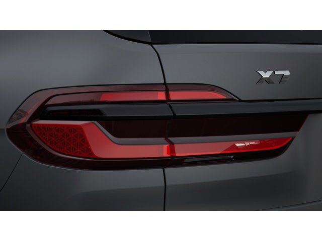 New 2026 BMW X7 M60i image 8