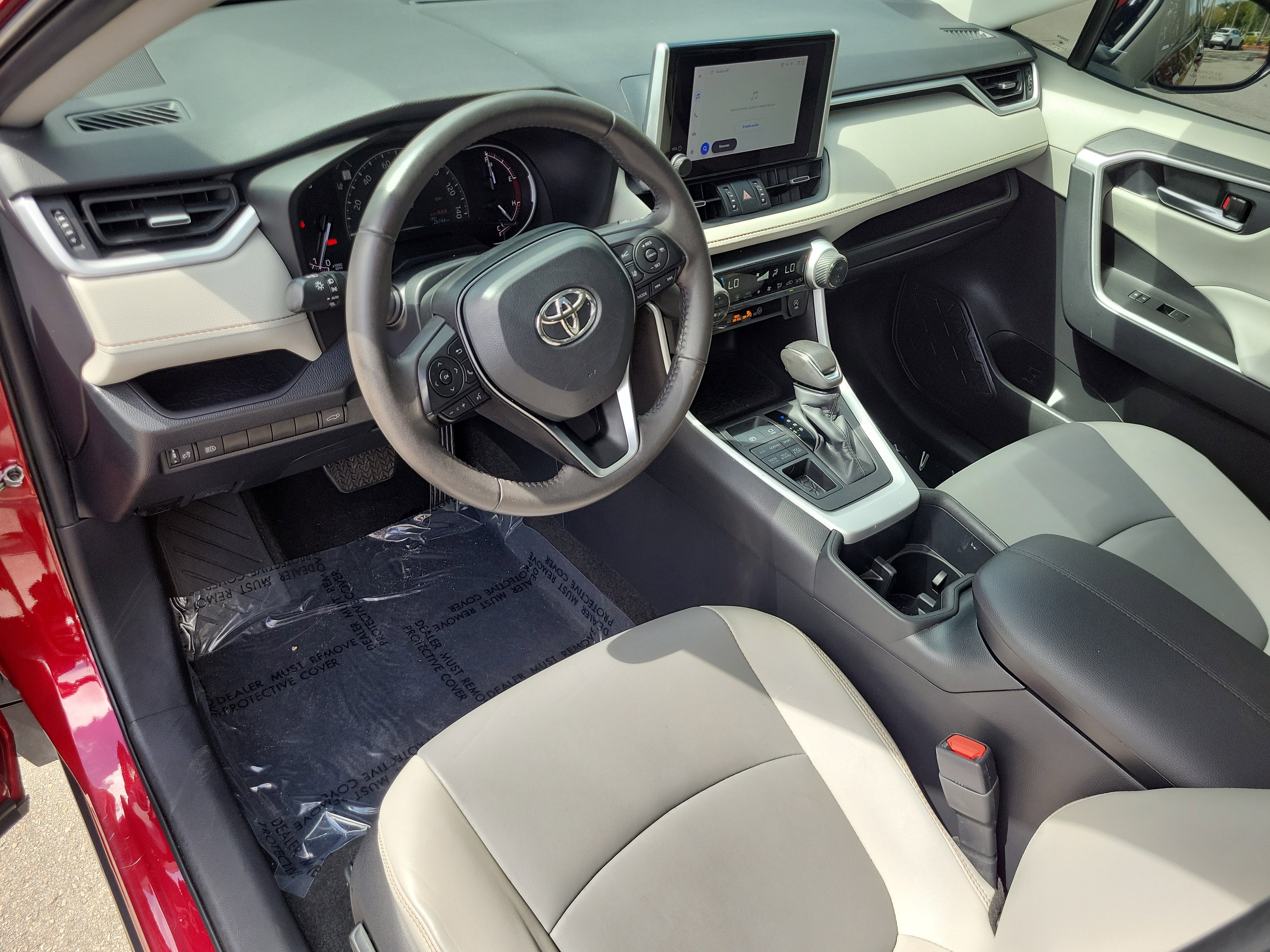 Used 2024 Toyota RAV4 XLE Premium AWD/4WD image 19