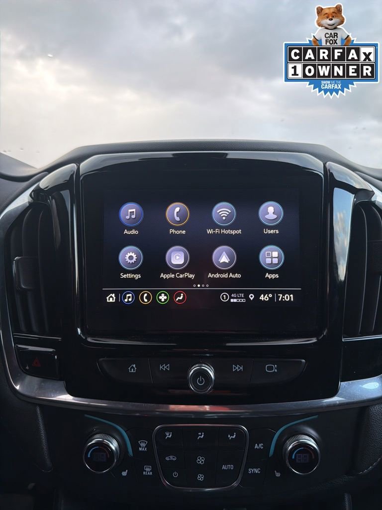 Used 2023 Chevrolet Traverse LT w/ Rear Camera Mirror Package image 24