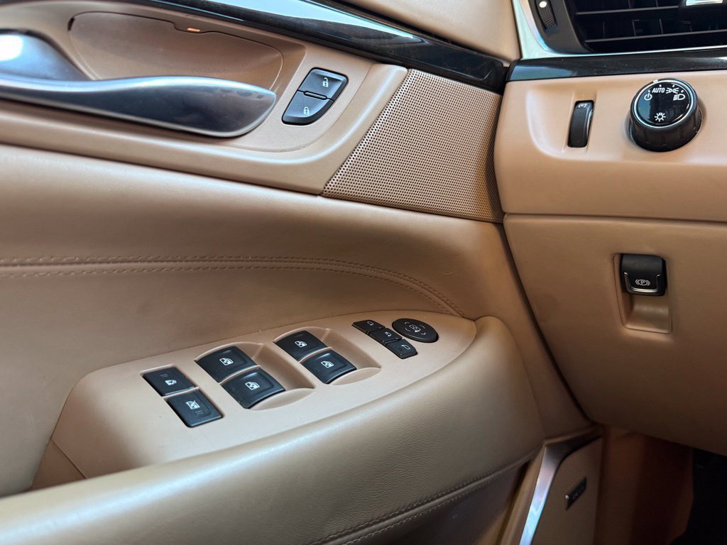Used 2019 Cadillac Escalade Platinum AWD/4WD image 12