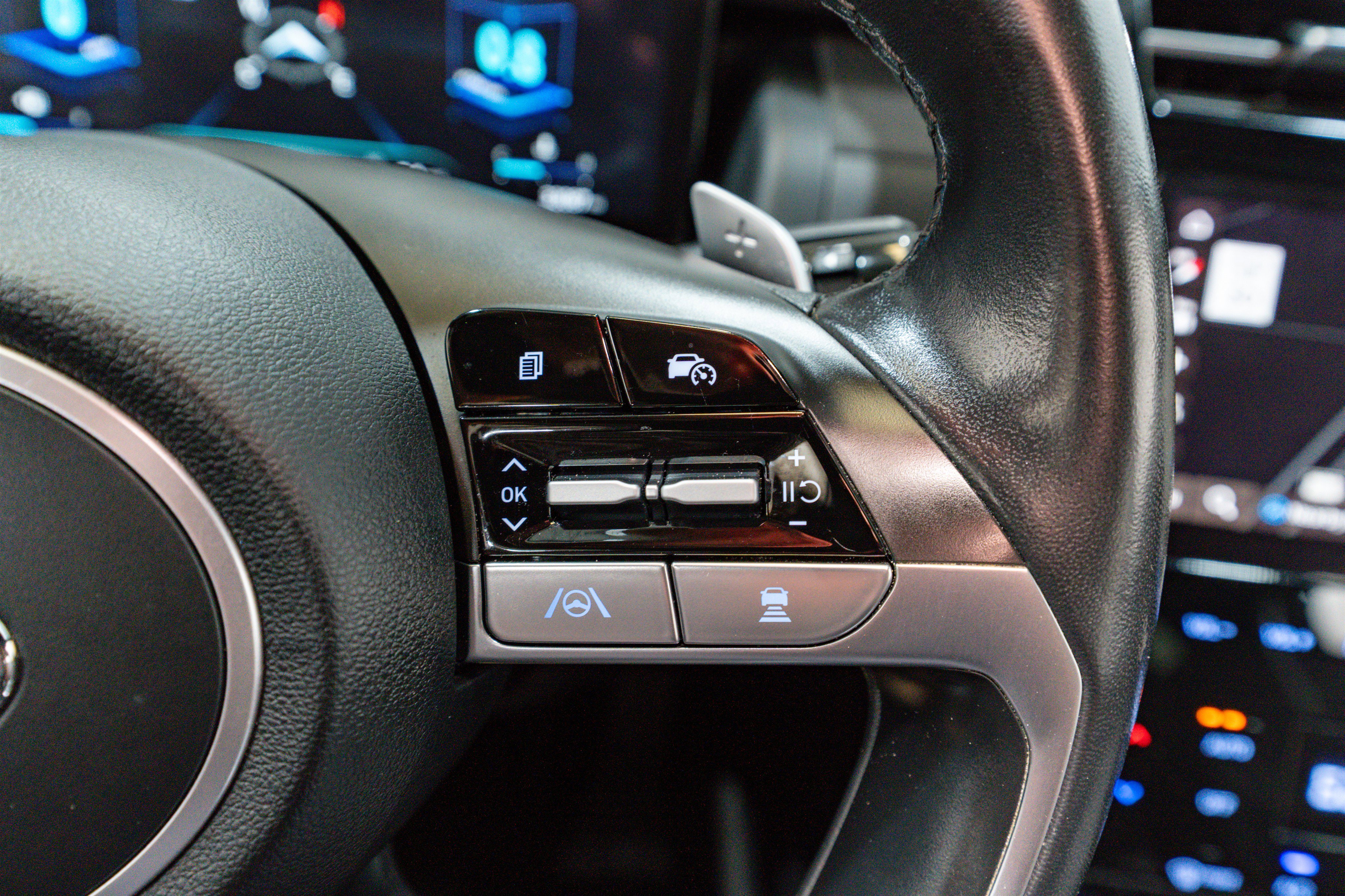 Used 2022 Hyundai Santa Cruz Limited image 31