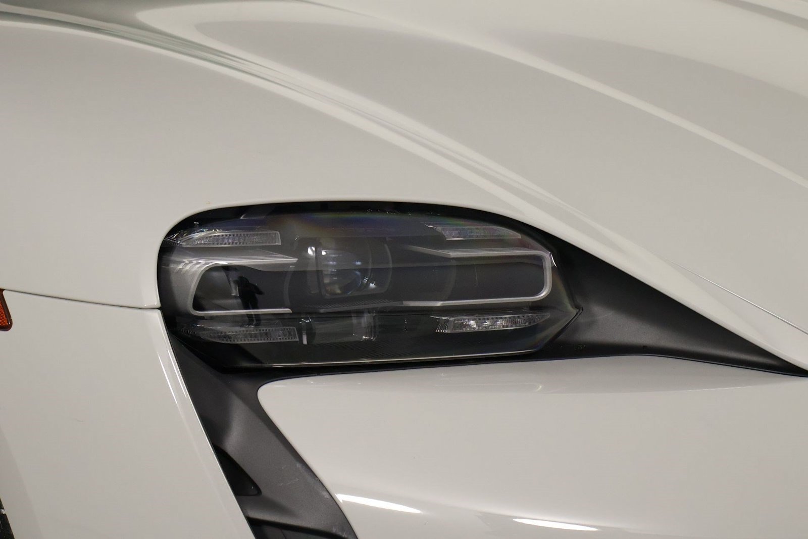 Certified 2023 Porsche Taycan RWD image 27