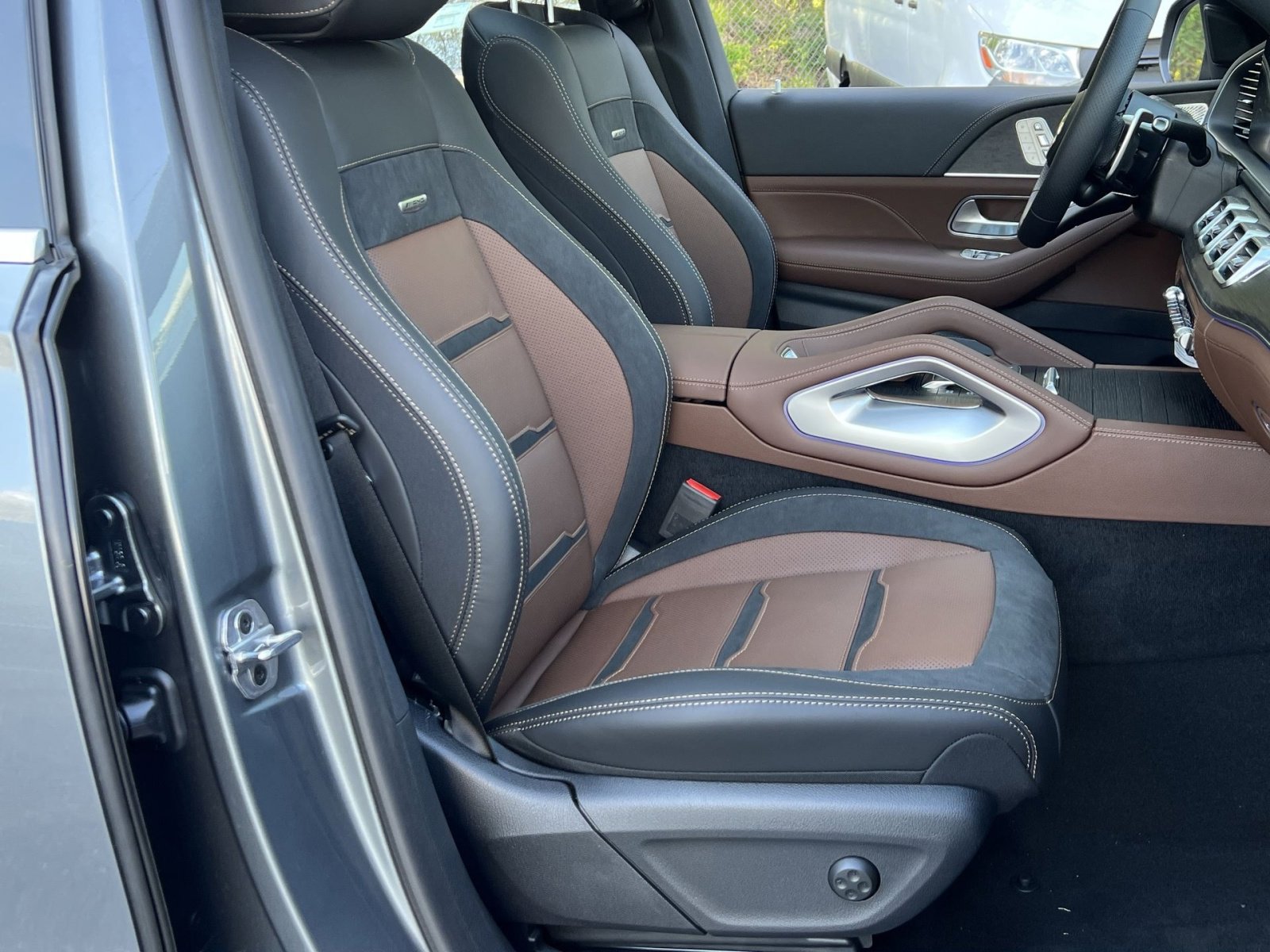 New 2026 Mercedes-Benz GLE 53 AMG 4MATIC Coupe image 26