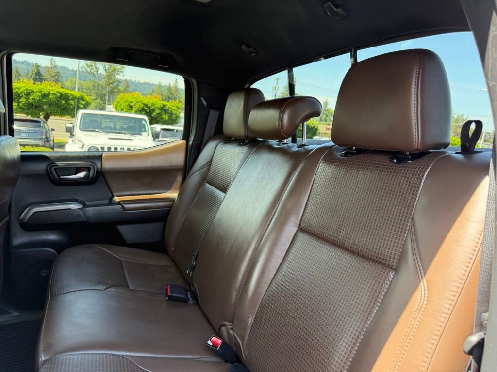 Used 2021 Toyota Tacoma Limited AWD/4WD image 29