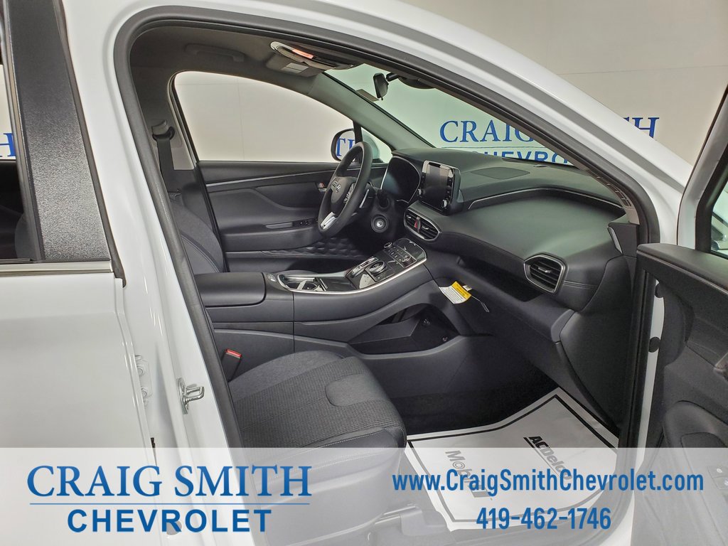Used 2023 Hyundai Santa Fe SE image 30
