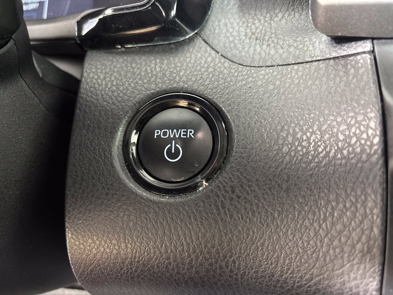 Used 2025 Toyota Camry LE FWD image 19
