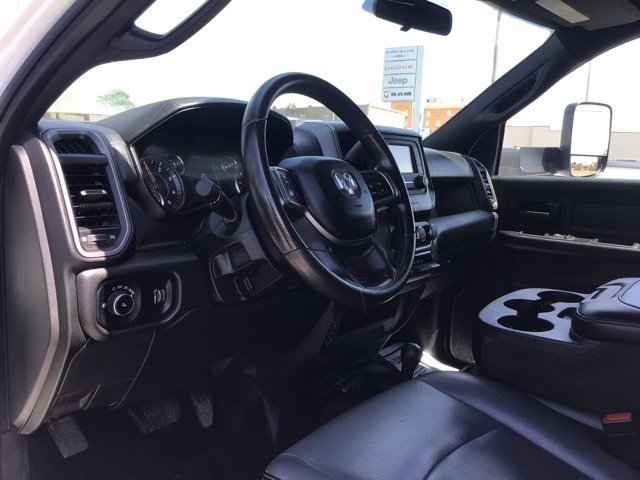 Used 2022 RAM 3500 Tradesman w/ Chrome Appearance Group image 8