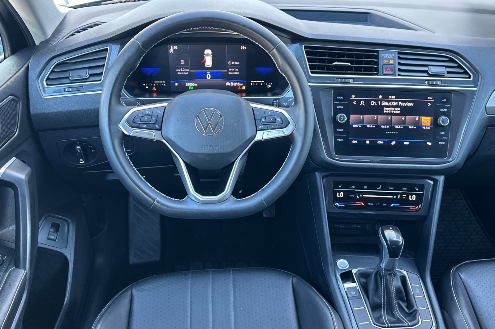 Certified 2022 Volkswagen Tiguan SE image 15