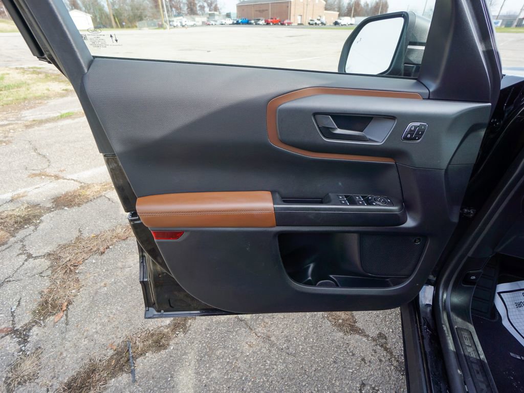 Used 2024 Ford Bronco Sport Badlands w/ Premium Package image 16