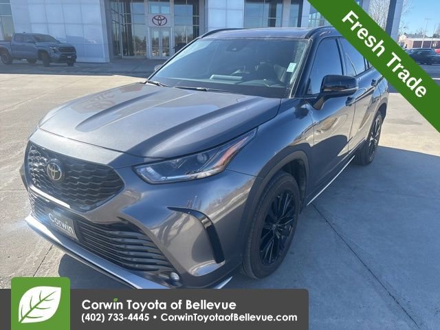 Used 2023 Toyota Highlander XSE image 8