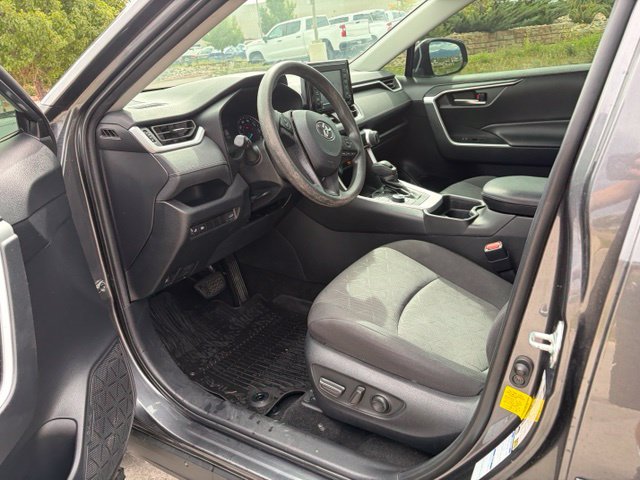 Used 2021 Toyota RAV4 XLE w/ Convenience Package AWD/4WD image 13