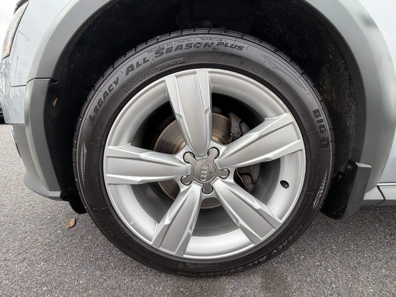 Used 2015 Audi A4 Premium Plus w/ Premium Plus Package image 40