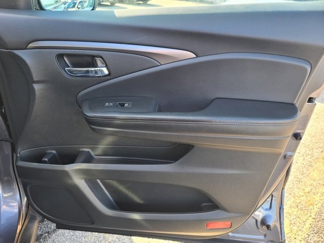 Used 2021 Honda Pilot Special Edition image 16