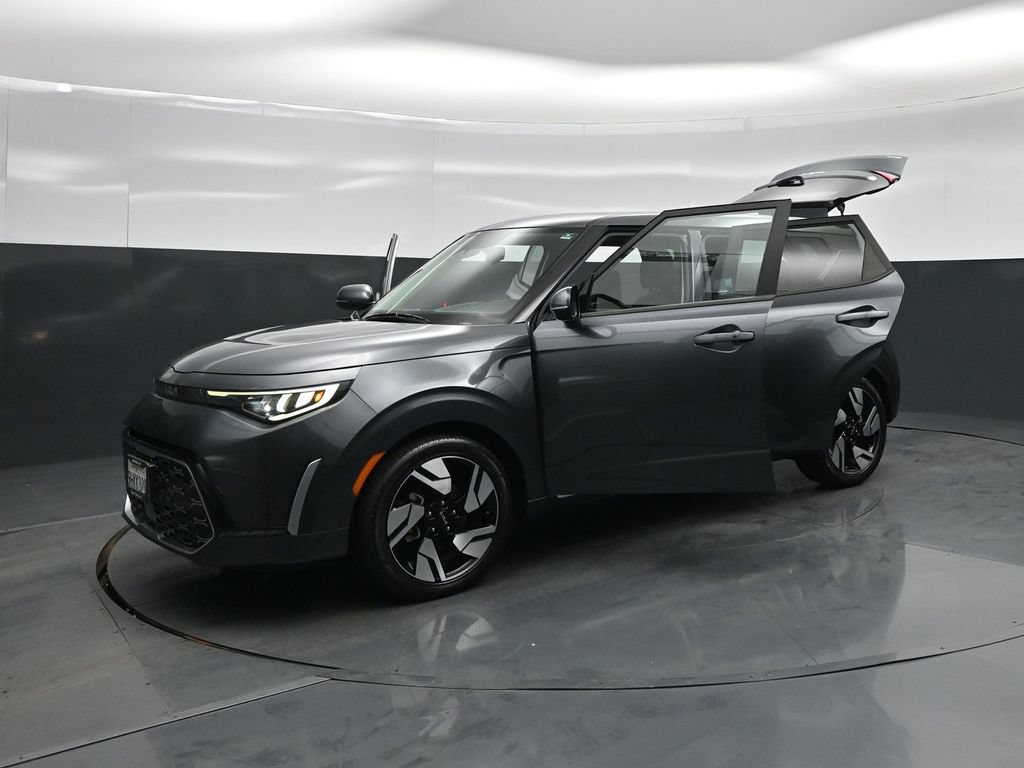 Used 2023 Kia Soul GT-Line w/ GT-Line Technology Package FWD image 30