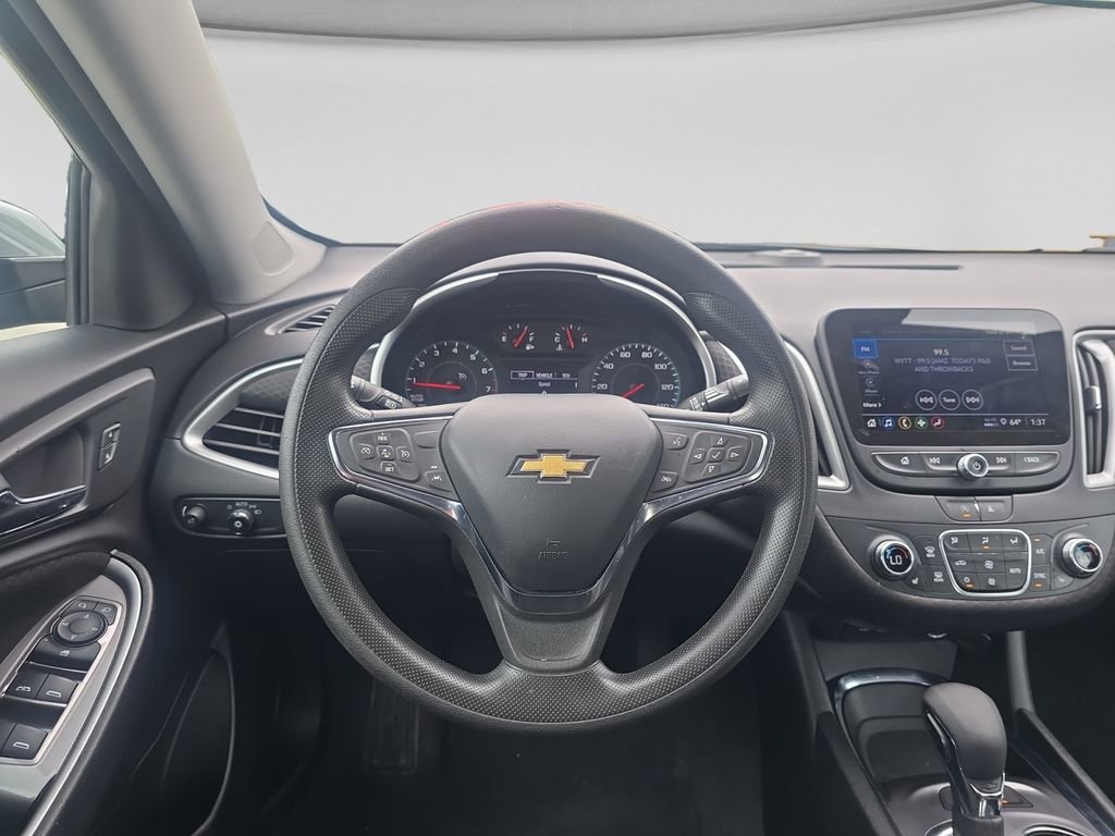 Used 2024 Chevrolet Malibu LT FWD image 13