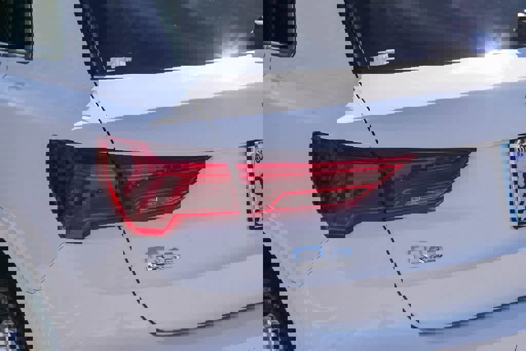 Used 2023 Audi Q3 2.0T Premium image 10