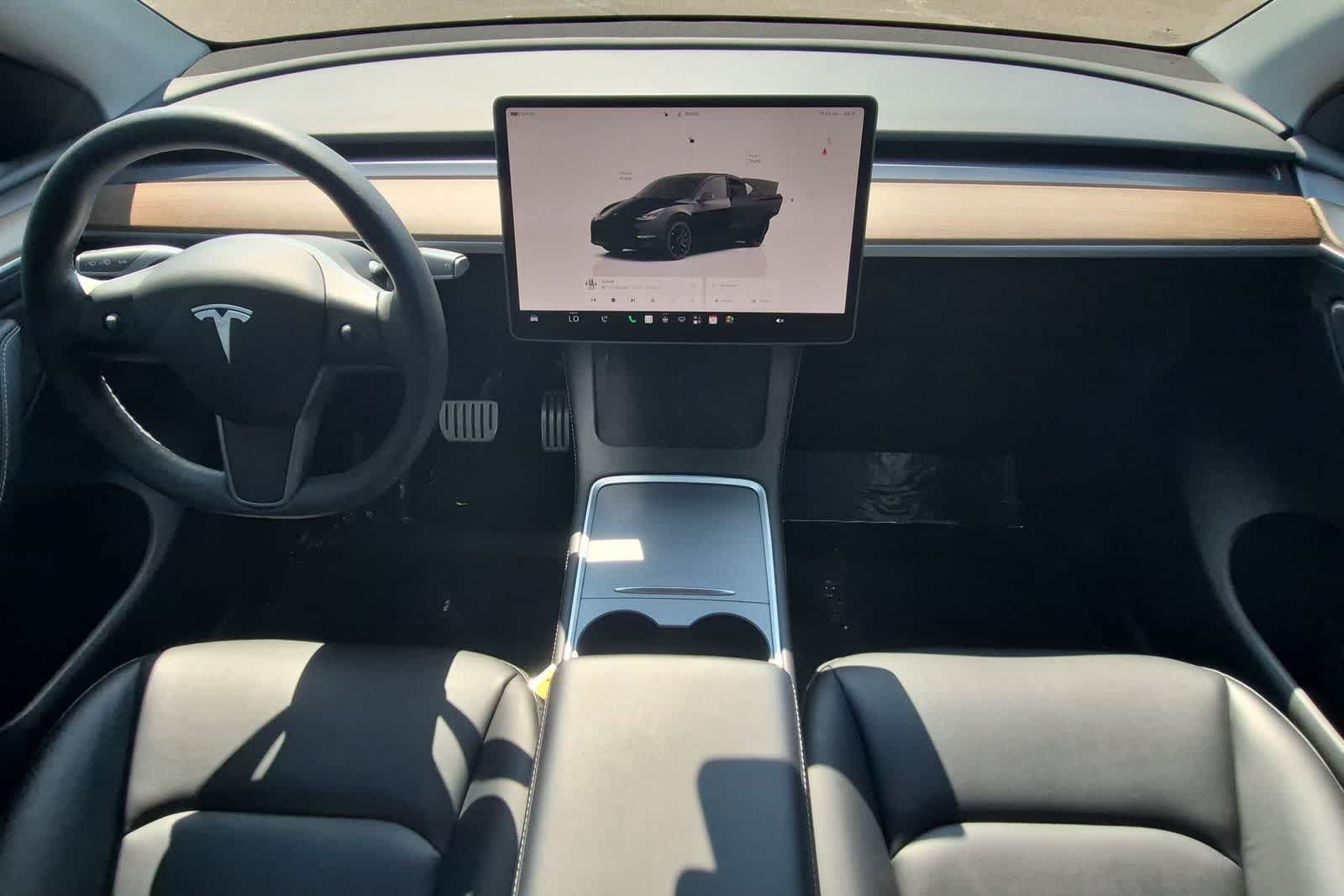 Used 2023 Tesla Model Y Performance AWD/4WD image 14