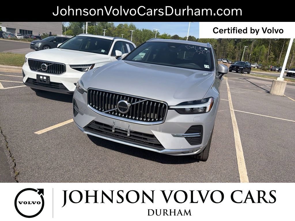Used 2023 Volvo XC60 B5 Plus w/ Climate Package image 3