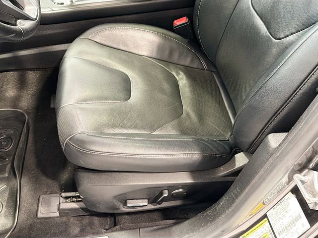 Used 2019 Ford Fusion Energi Titanium image 18