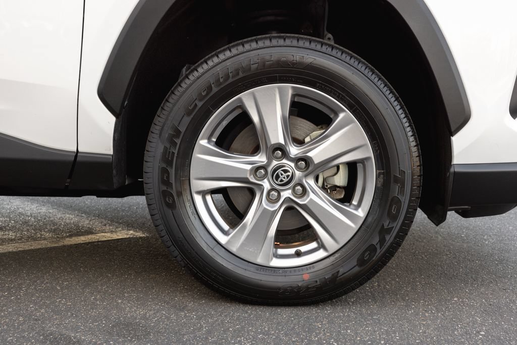 Certified 2024 Toyota RAV4 XLE w/ Convenience Package FWD image 4
