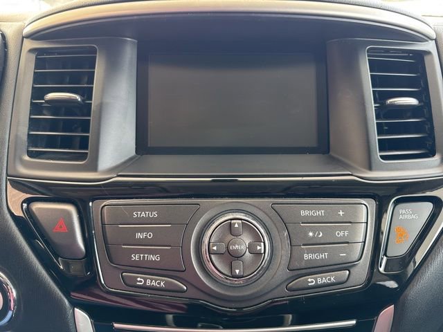 Used 2013 Nissan Pathfinder SV image 18