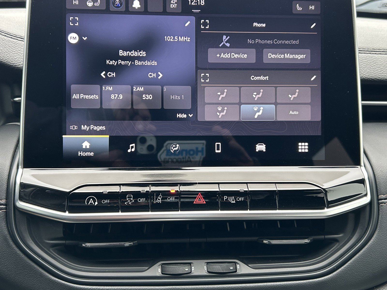 Used 2023 Jeep Compass Limited image 27