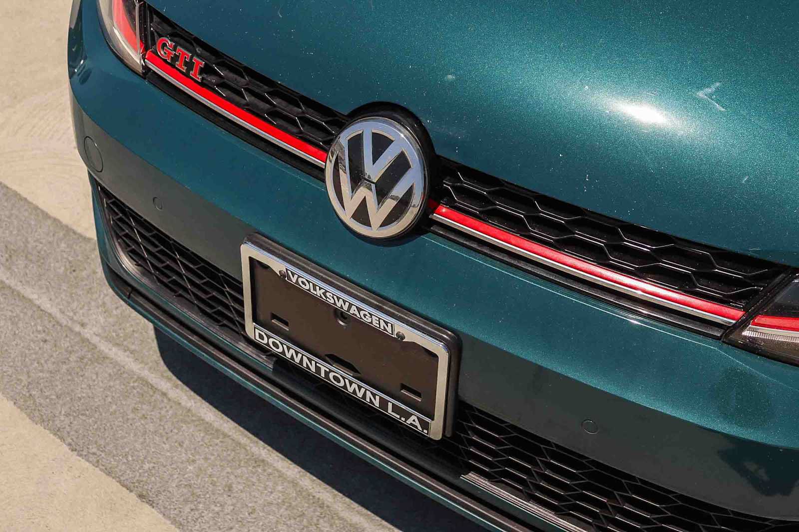Used 2019 Volkswagen GTI 4-Door FWD image 8