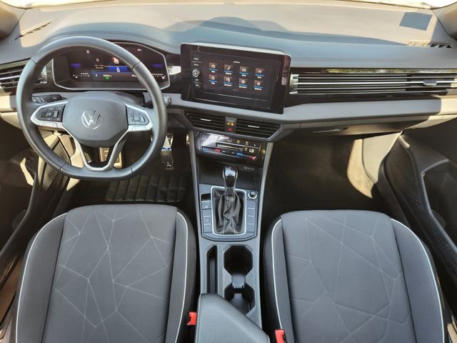 Used 2025 Volkswagen Jetta Sport image 26