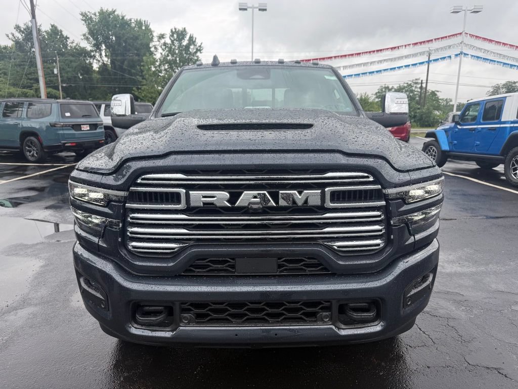 New 2026 RAM 2500 Laramie AWD/4WD image 9