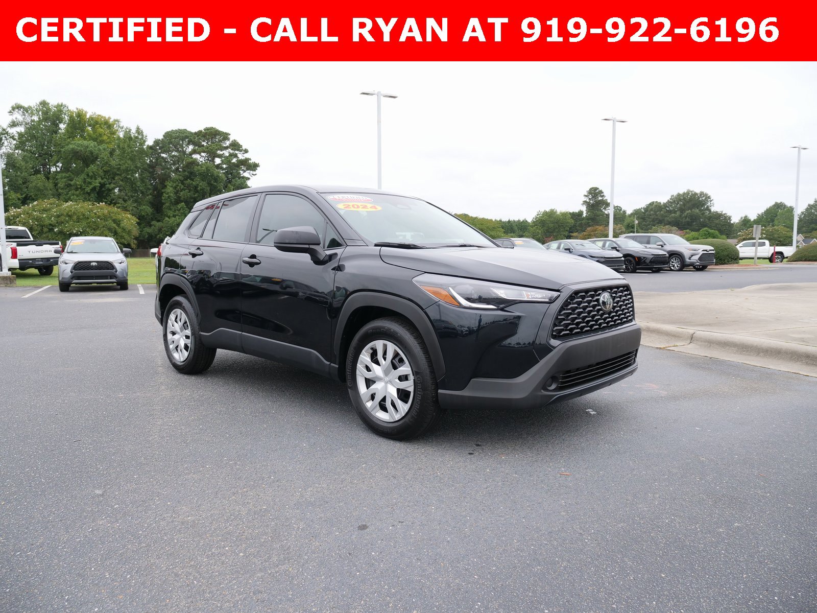 Used 2024 Toyota Corolla Cross L image 2