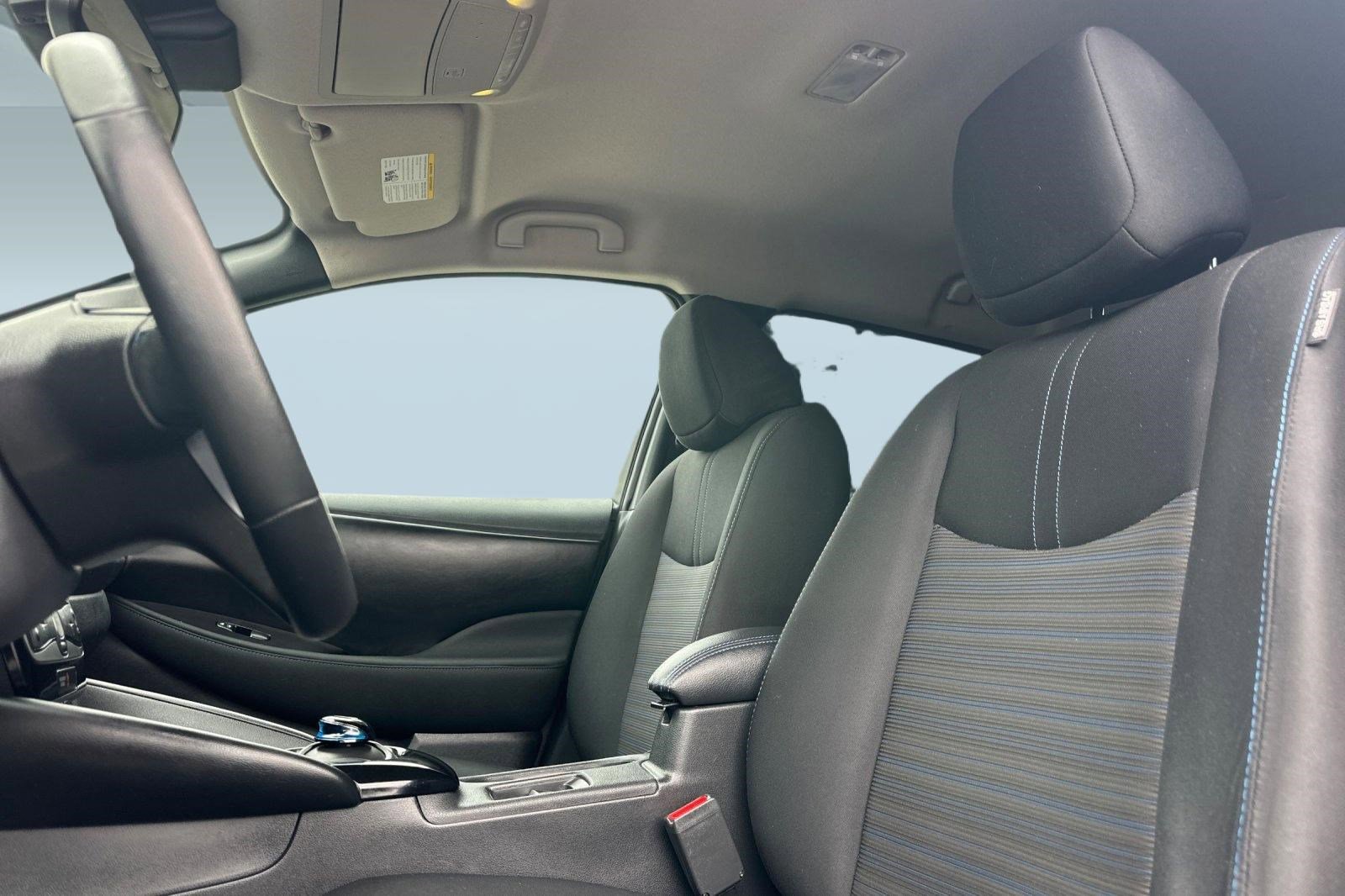 Used 2022 Nissan Leaf SV Plus image 5