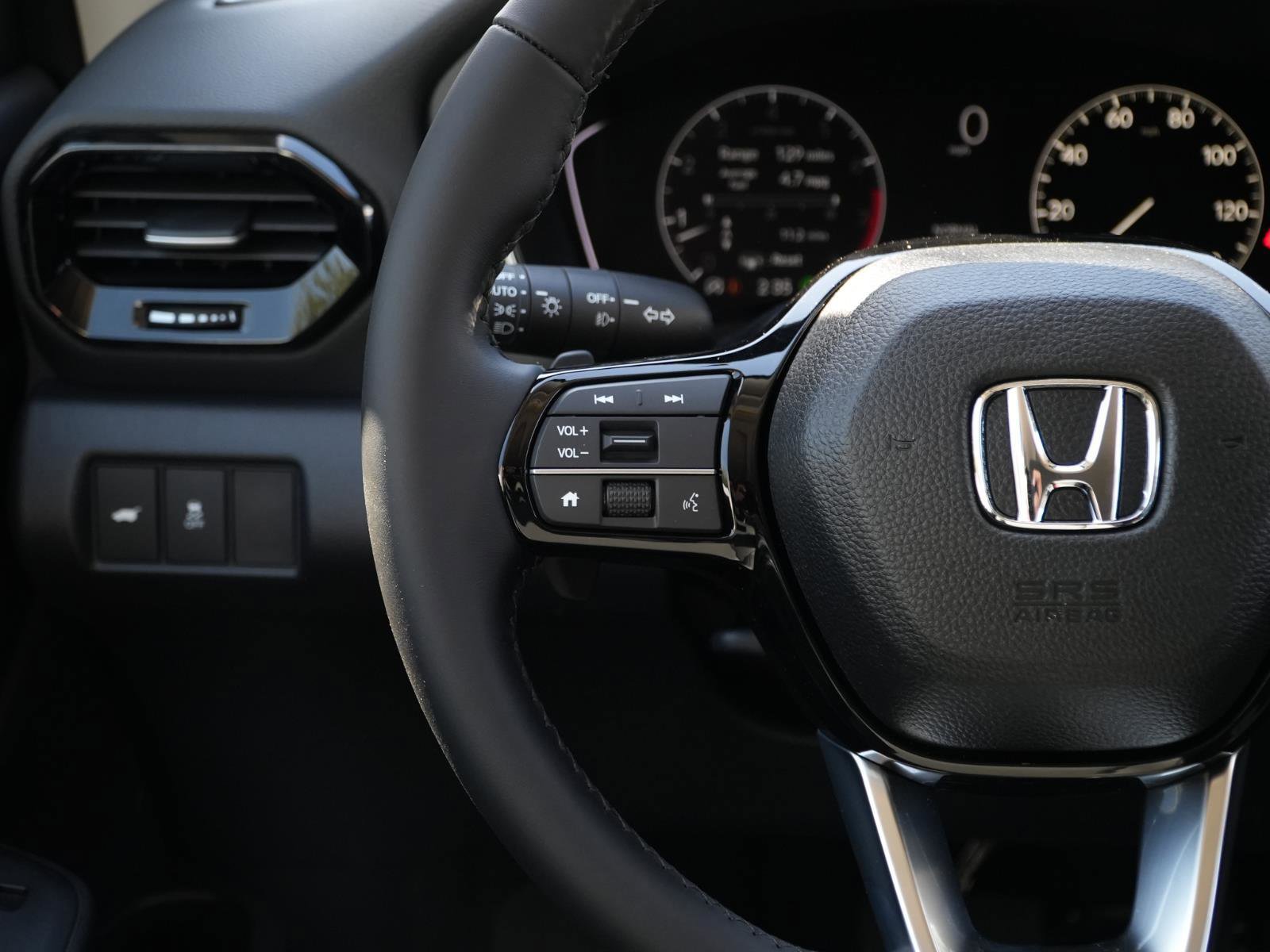 New 2025 Honda Pilot Touring image 22