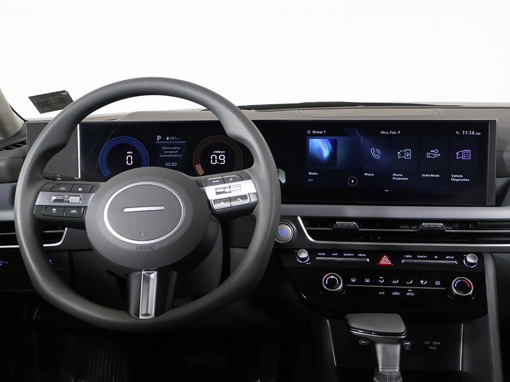 Certified 2025 Hyundai Sonata SE image 29