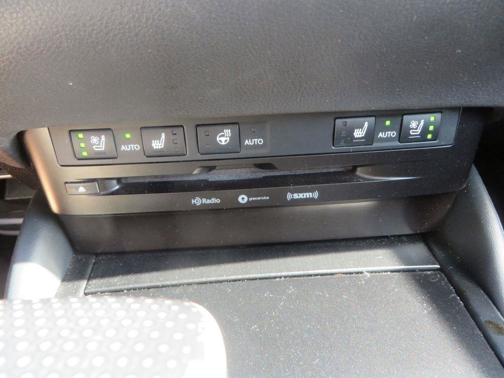 Used 2019 Lexus ES 350 F Sport w/ Accessory Package 2 FWD image 21