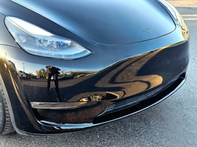 Used 2023 Tesla Model Y Performance image 3