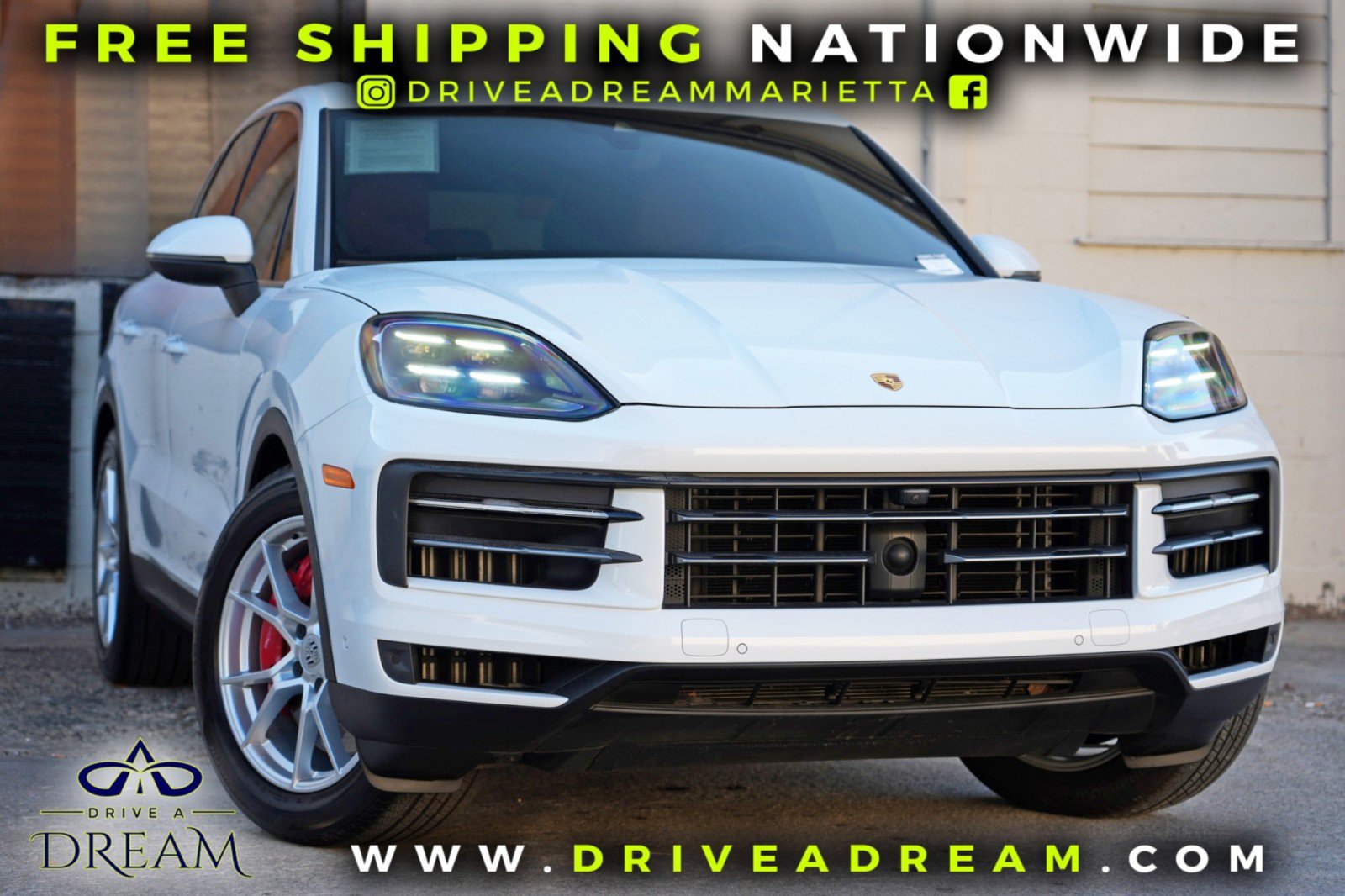 Used 2024 Porsche Cayenne S w/ Premium Package Plus AWD/4WD image 2