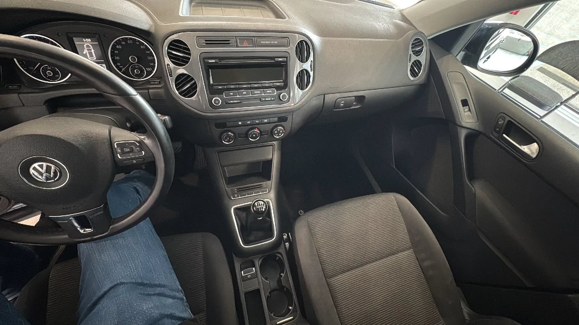 Used 2013 Volkswagen Tiguan S FWD image 29