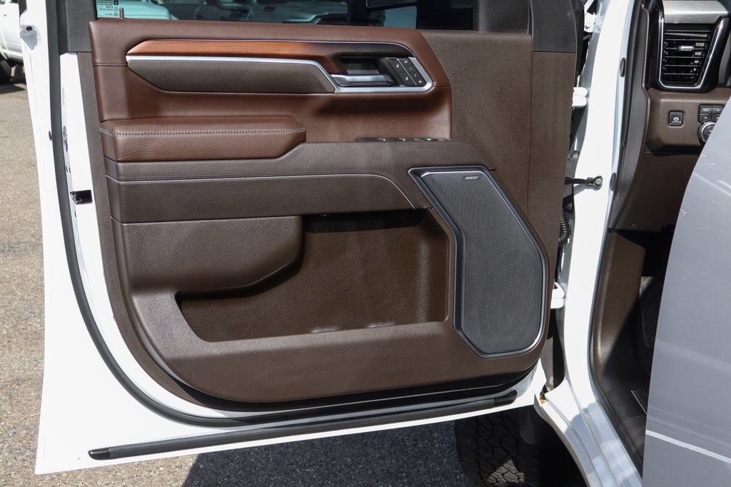 Used 2025 GMC Sierra 2500 Denali w/ Denali Reserve Package AWD/4WD image 19