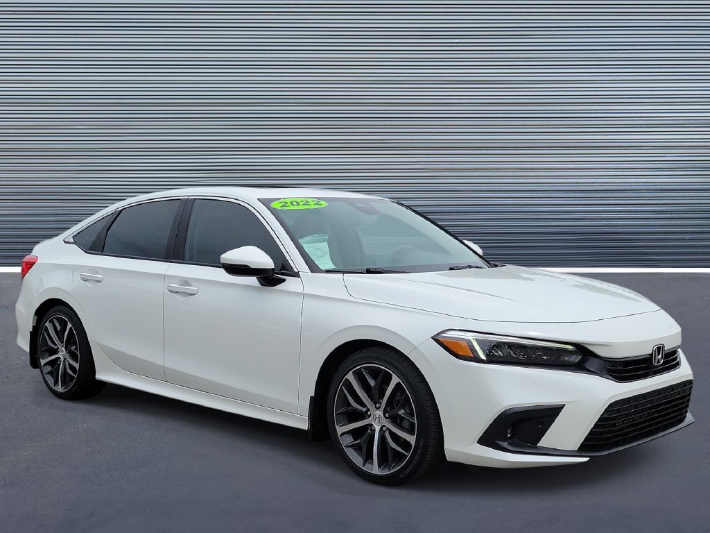 Used 2022 Honda Civic Touring image 2