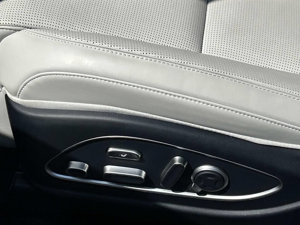 Used 2026 Hyundai Palisade Calligraphy FWD image 18