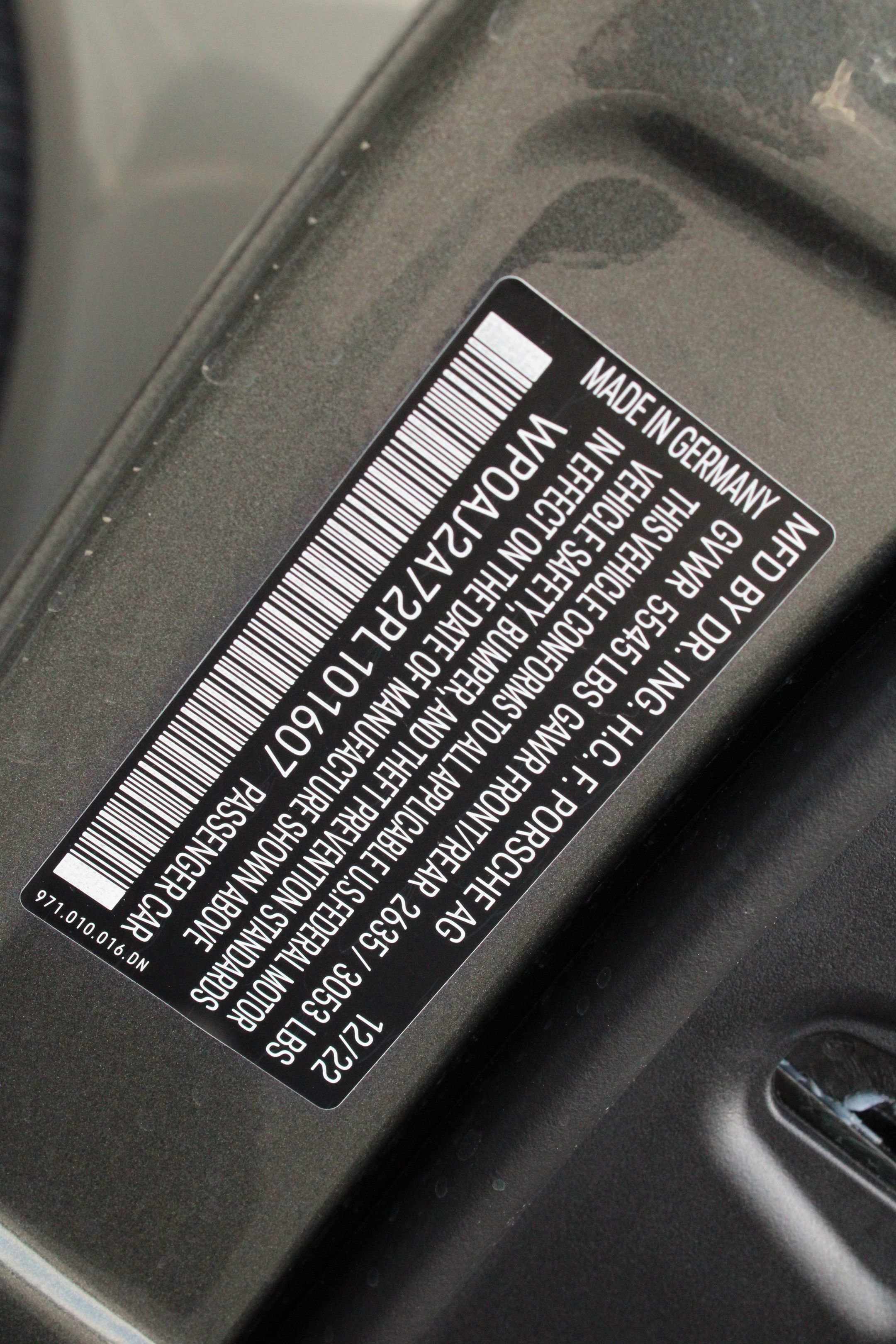 Certified 2023 Porsche Panamera Platinum Edition image 31