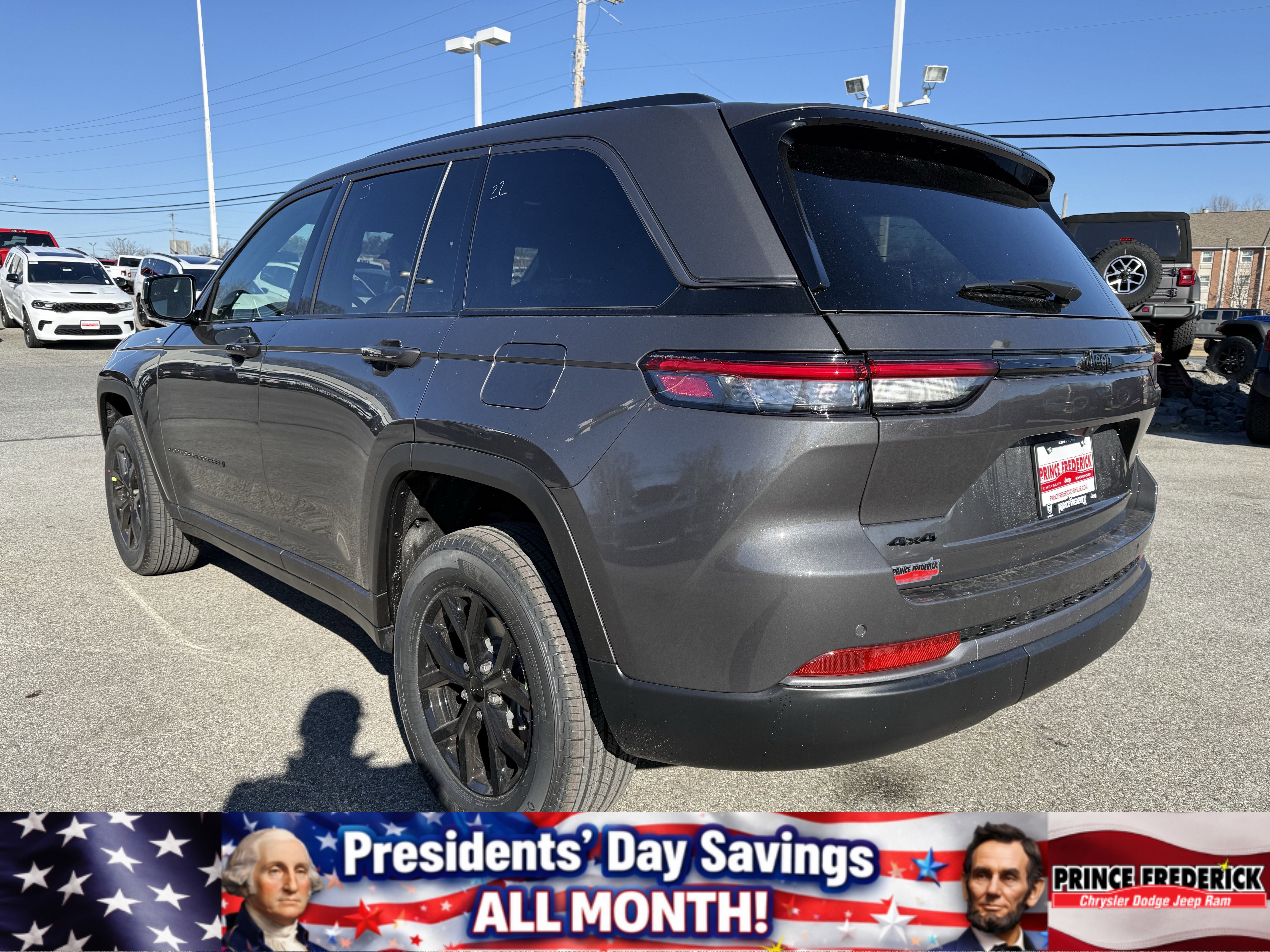 New 2026 Jeep Grand Cherokee Altitude image 5